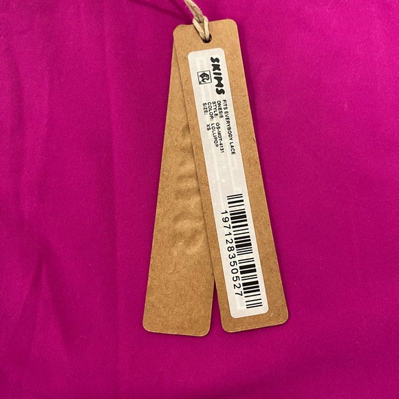 COPY - Lollipop Fits Everyone Lace Onesie, Xs - Picture 2 of 2